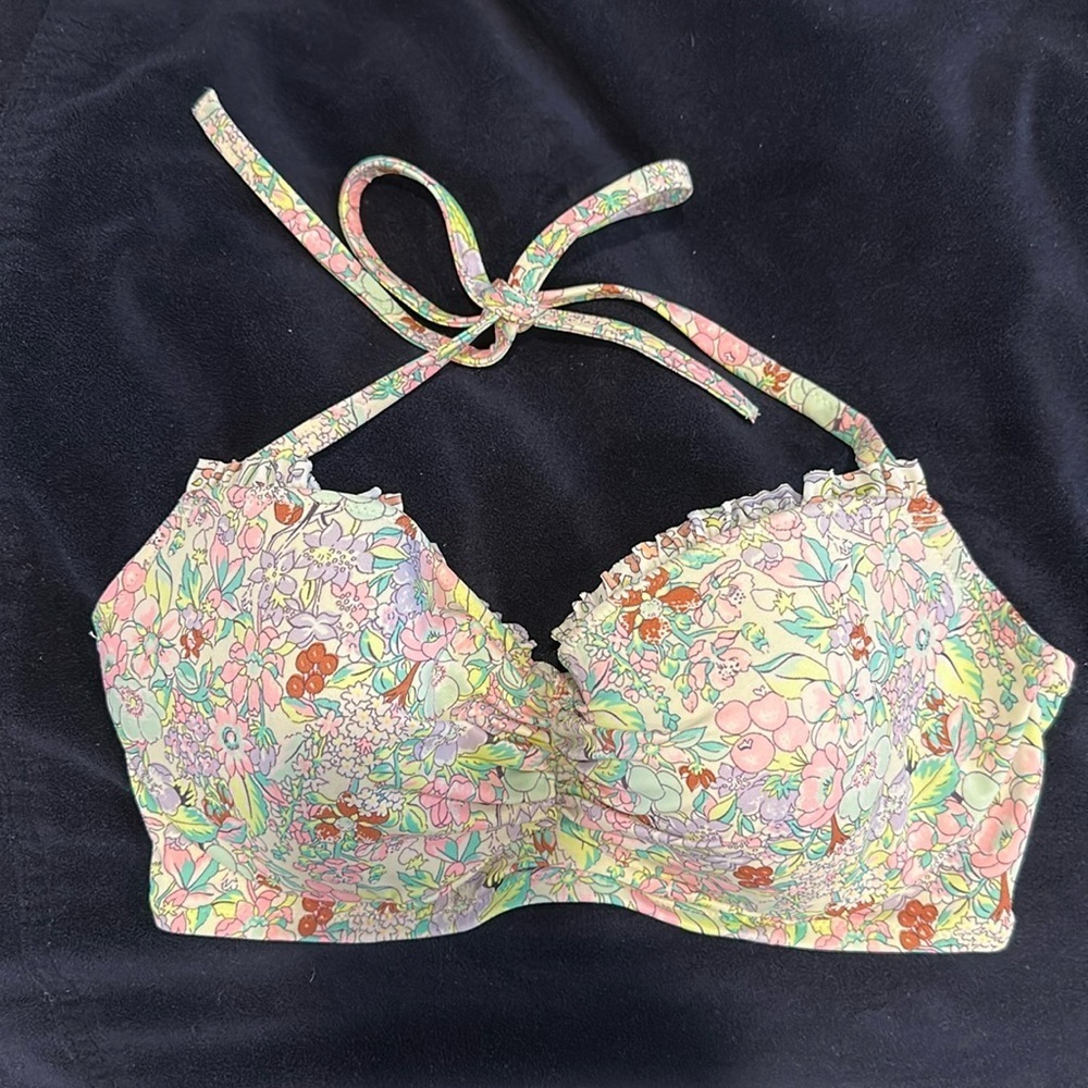 Victoria's Secret Bikini Top Size 32 DD Floral Ruffled Halter Tie